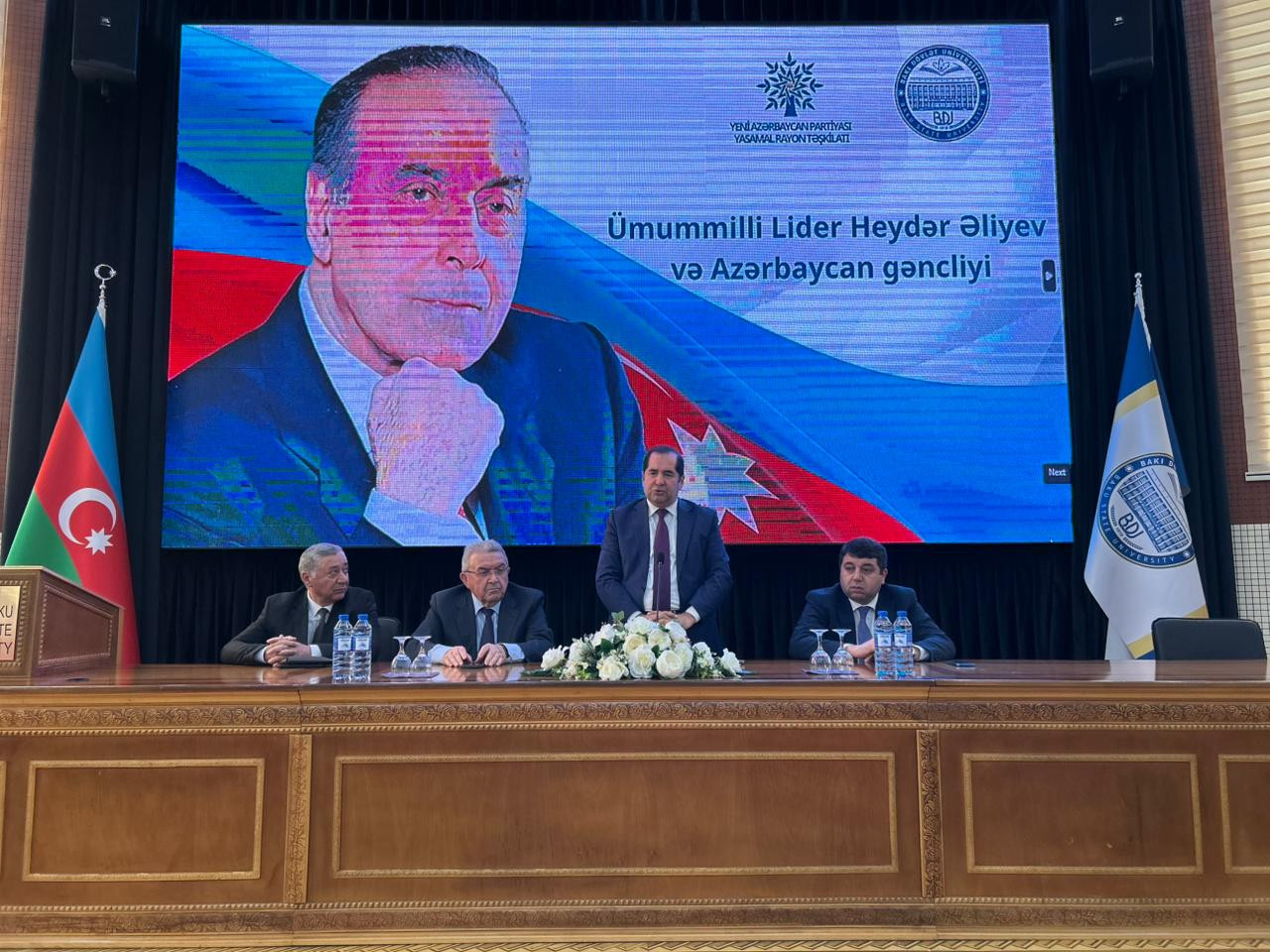 “Heydər Əliyev və Azərbaycan gəncliyi” mövzusunda tədbir keçirildi - FOTOLAR