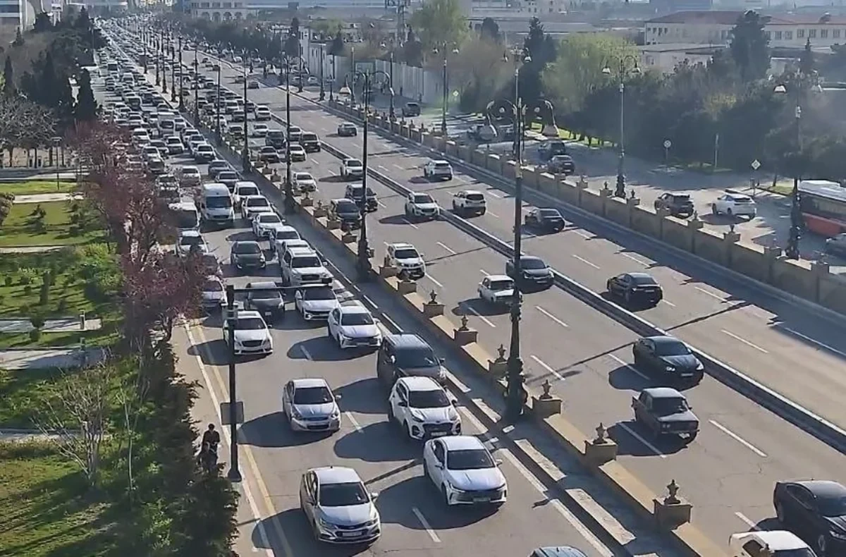 Hazırda 18 yolda tıxac var - SİYAHI