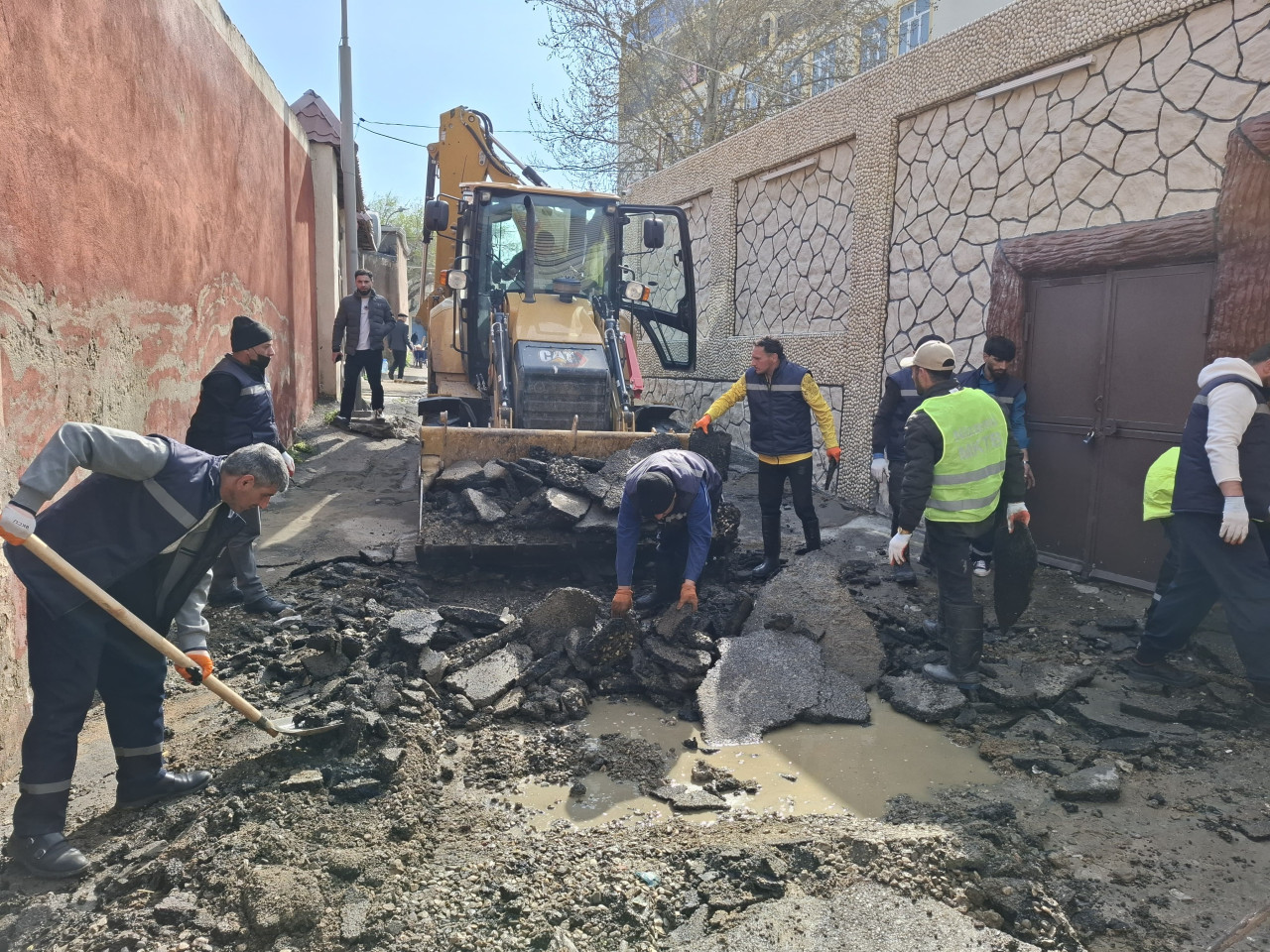 Kollektor daşmasının fəsadları aradan qaldırılır - VİDEO/FOTO