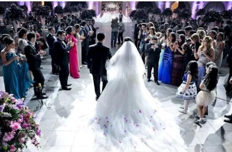 Toyda halı pisləşən 35 yaşlı kişi öldü