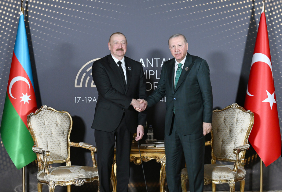 Antalyada İlham Əliyevlə Ərdoğanın görüşü keçirildi - FOTO - YENİLƏNİB