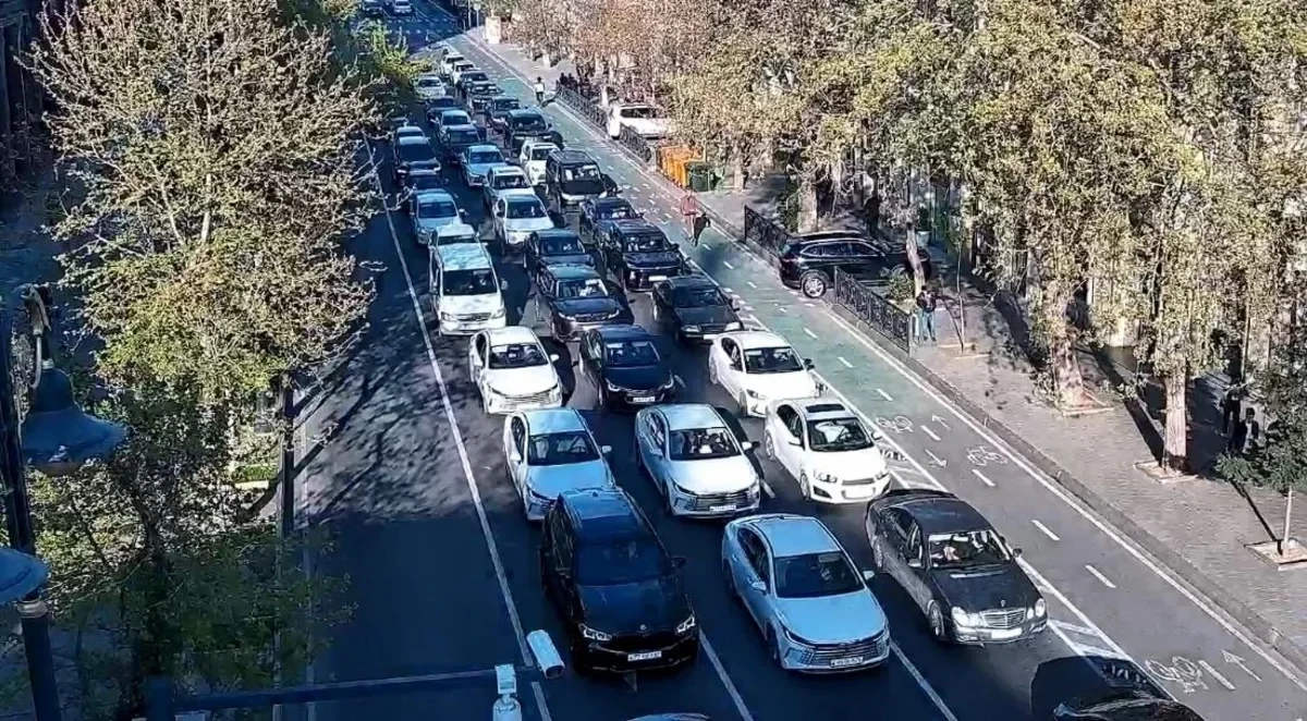 Hazırda 16 yolda tıxac var - SİYAHI