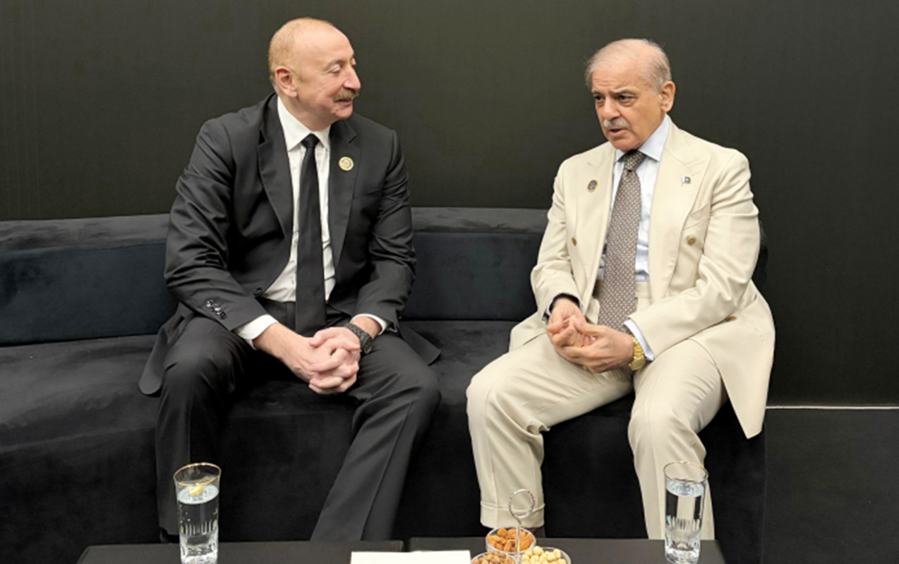 Prezident Şahbaz Şəriflə görüşdü - FOTO