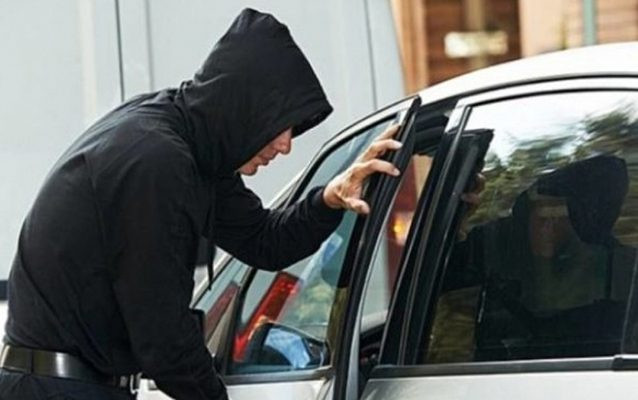 Bakıda avtomobildən oğurluq edən şəxs saxlanıldı