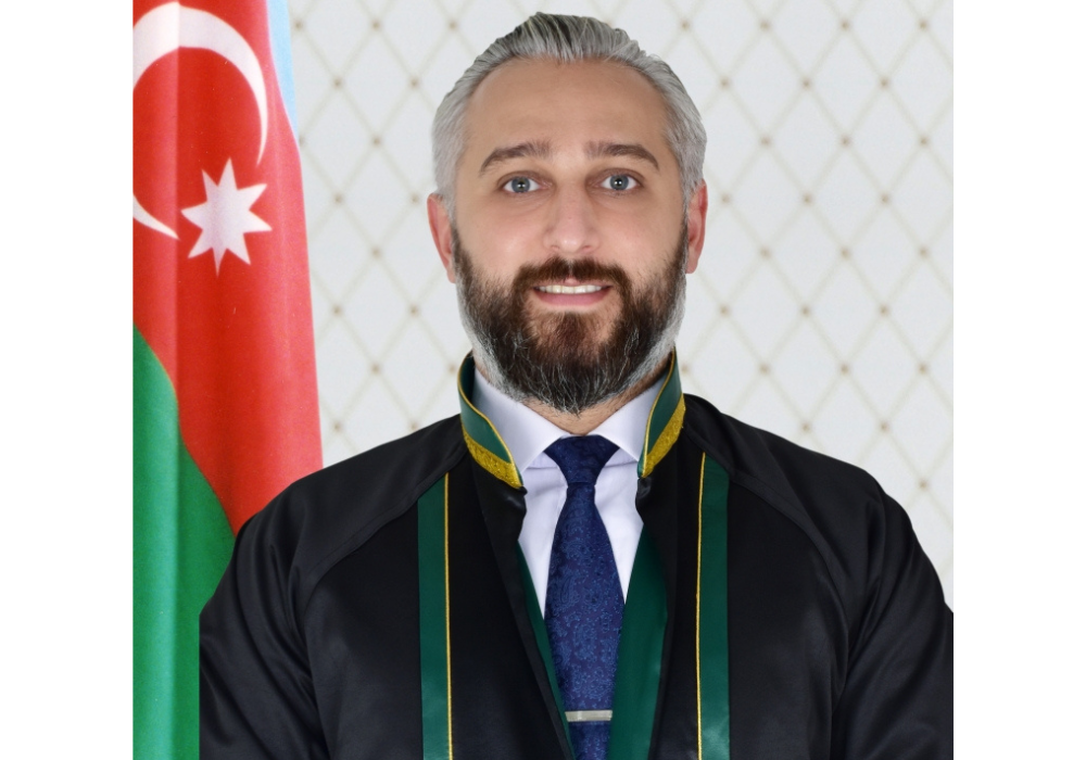 Hüseyn Əliyev İngiltərə və Uels Hüquq Cəmiyyətinin üzvü seçildi