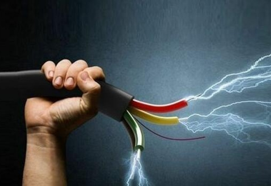 Yeniyetməni \"tok\" vurub öldürdü