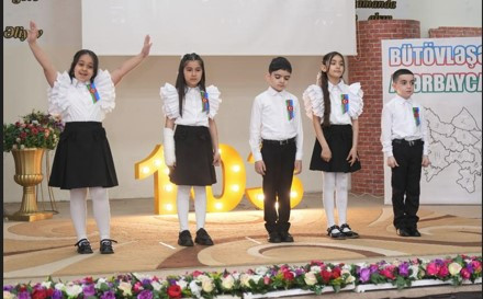 288 nömrəli  məktəbdə Ulu Öndərin 103-cü ildönümü qeyd edildi - FOTOLAR