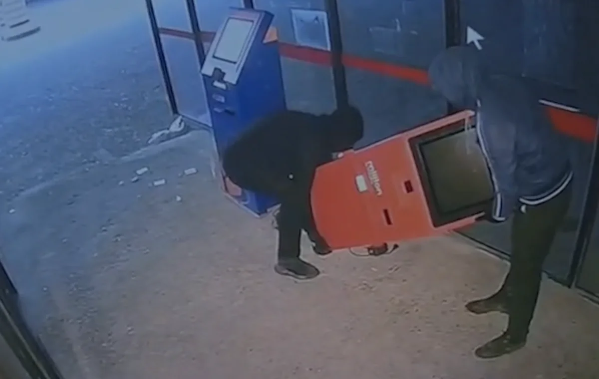 Ödəmə terminallarından 40 min manat oğurlandı