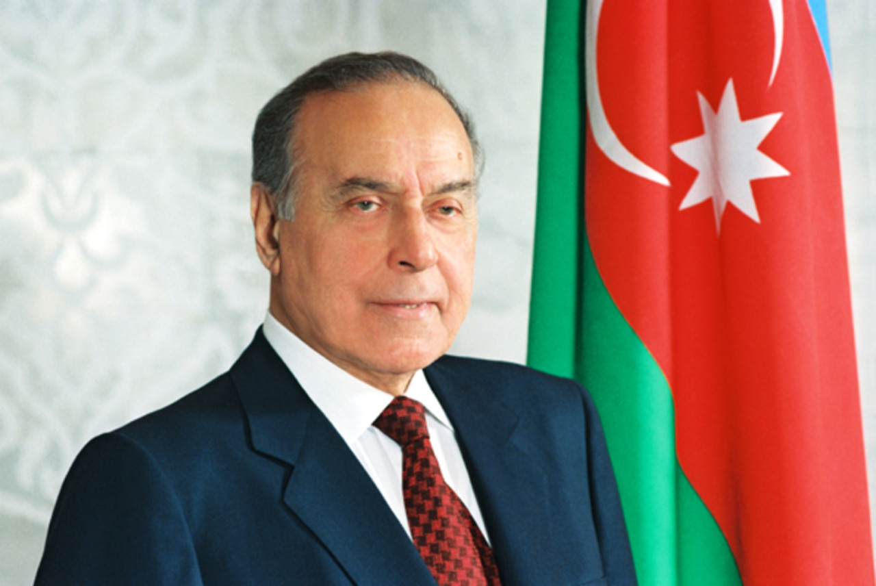 Prezident Heydər Əliyevlə bağlı videoçarx paylaşdı