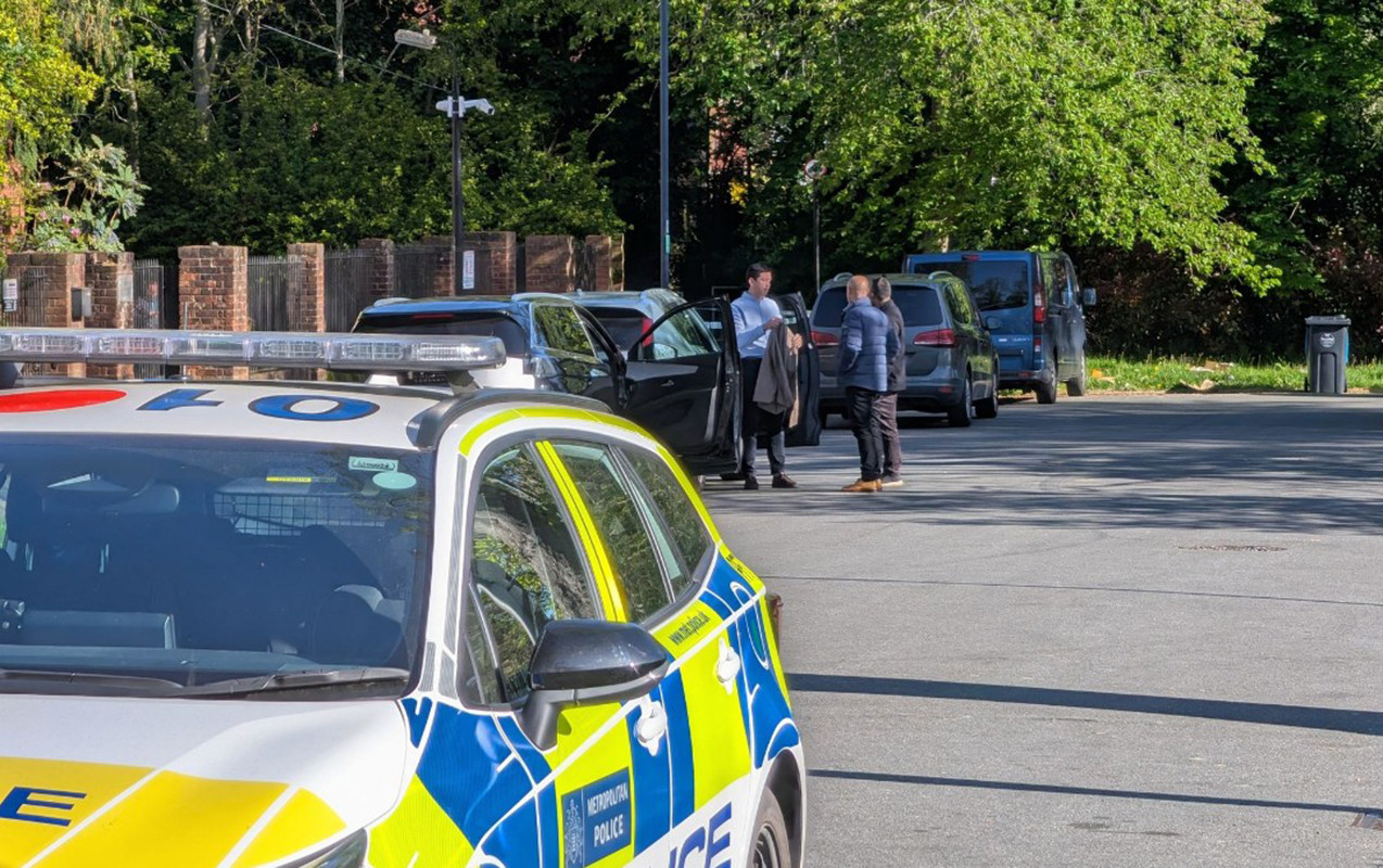 Londonda yəhudi icmasına hücum edildi