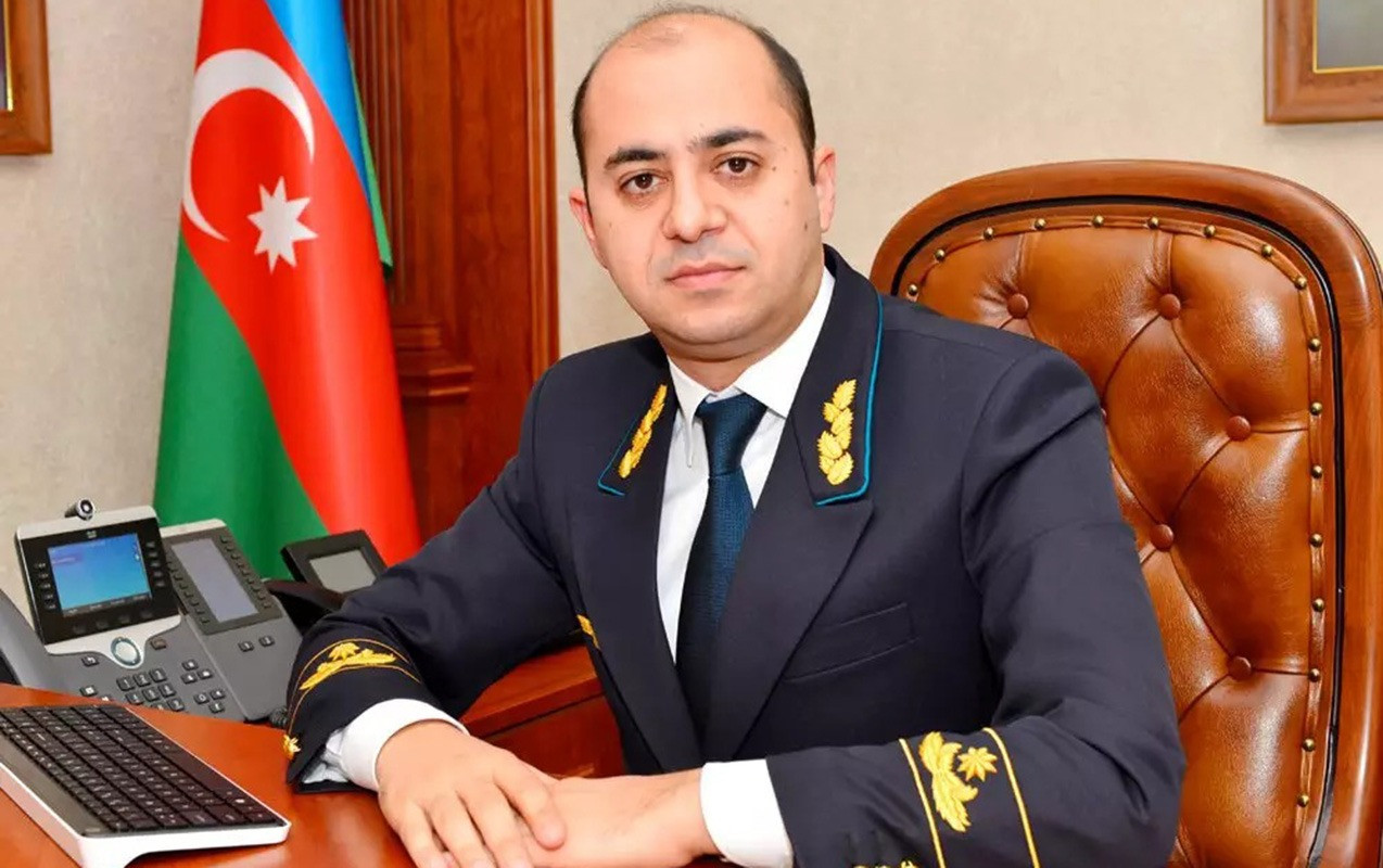 “Metrodakı hadisəyə görə sərnişinlərdən üzr istəyirəm”