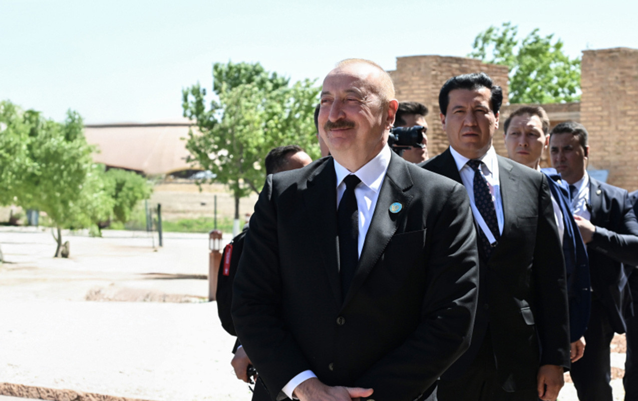 Prezidentin sosial şəbəkə hesablarında Qazaxıstan səfəri ilə bağlı PAYLAŞIM