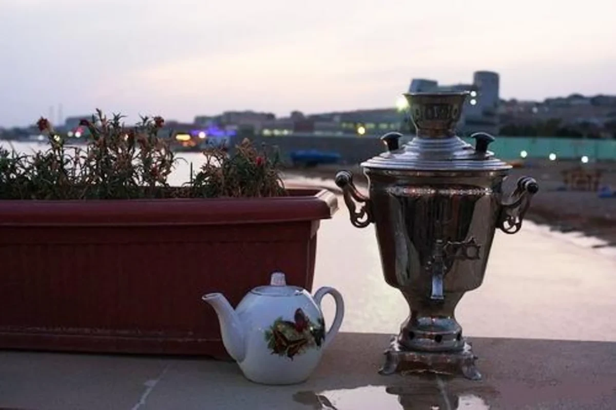 Bölgələrdə samovar çayının qiyməti 50 manata yüksəldi - VİDEO