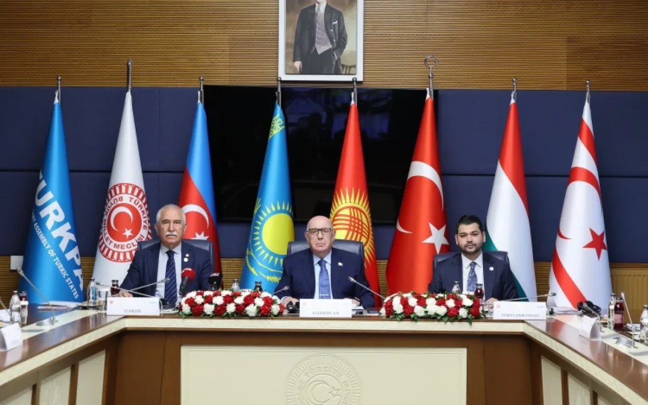 Ankarada Əhliman Əmiraslanovun sədrliyi ilə iclas keçirildi - FOTOLAR