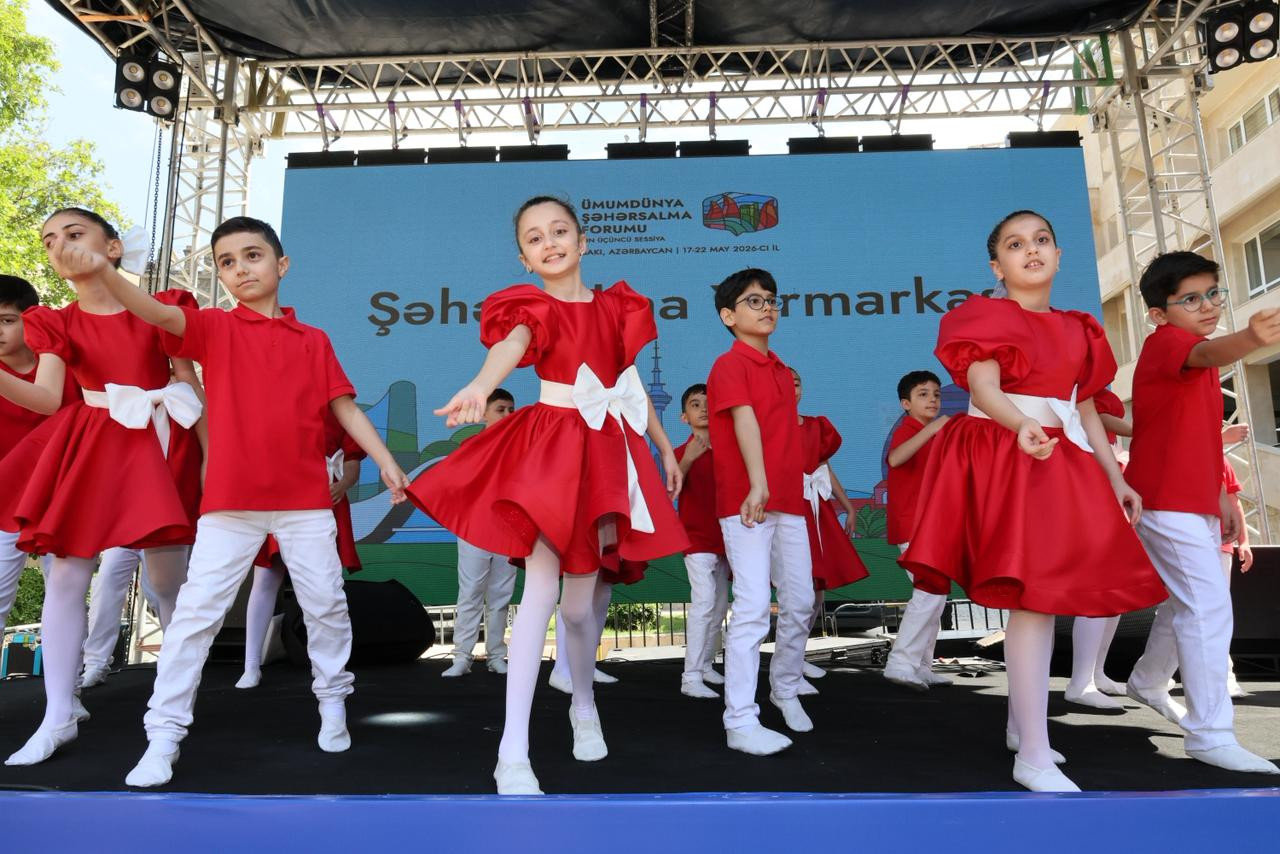 WUF13 çərçivəsində İçərişəhərdə müxtəlif mədəniyyət və əyləncə proqramları təşkil olundu - FOTOLAR