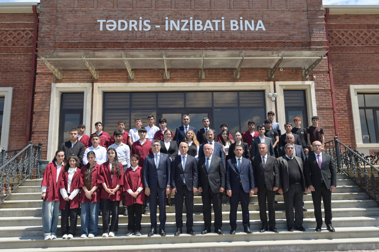 Emin Əmrullayev İsmayıllı Dövlət Peşə Təhsil Mərkəzinin Qobustan korpusunda - FOTOLAR
