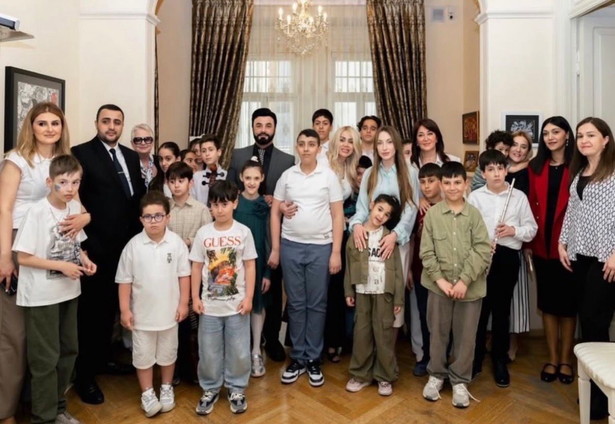 Alyona Əliyeva “Qüsursuz Nitq Psixologiya Mərkəzi”nin tədbirində - FOTOLAR