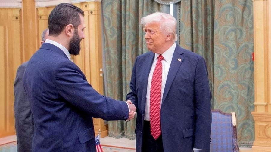 Tramp Şara ilə danışdı