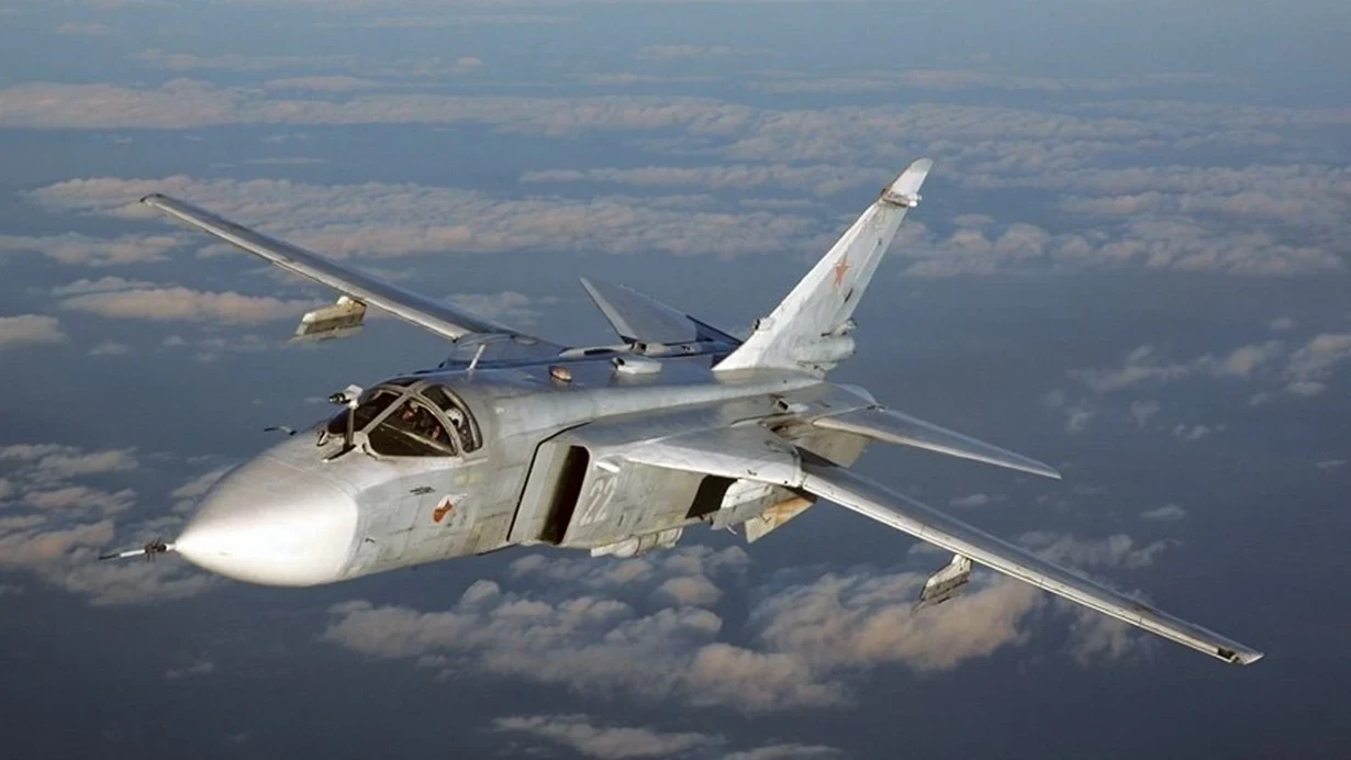 Bombardman təyyarəsi qəza törətdi - 2 pilot həlak oldu