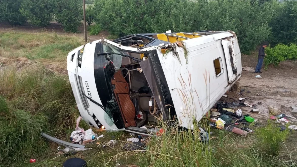 Türkiyədə sərnişin avtobusu aşdı - Ölənlər var&nbsp;