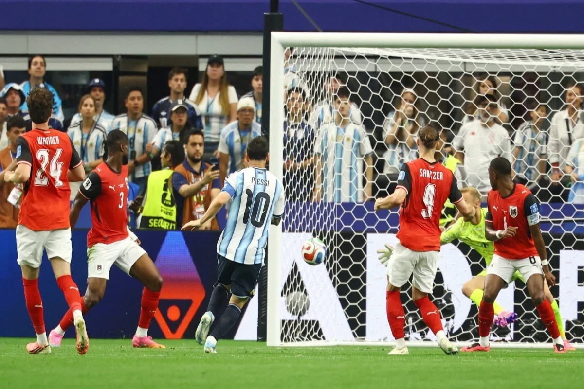 Argentina Avstriyanı məğlub etdi 
