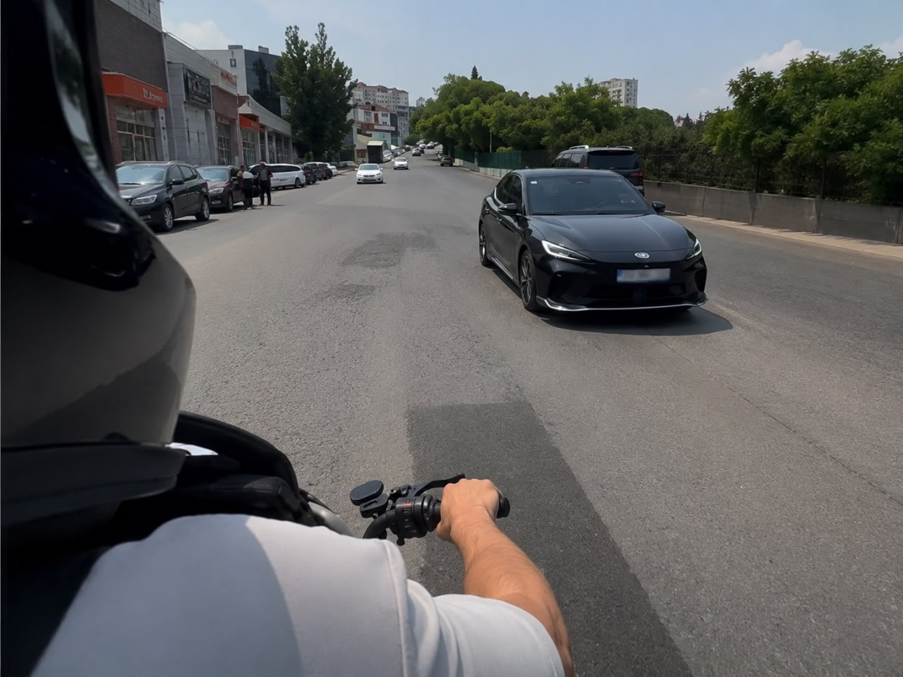 &nbsp;\"TikTok\" videosu çəkmək üçün əks yola çıxdı - ANBAAN GÖRÜNTÜ
