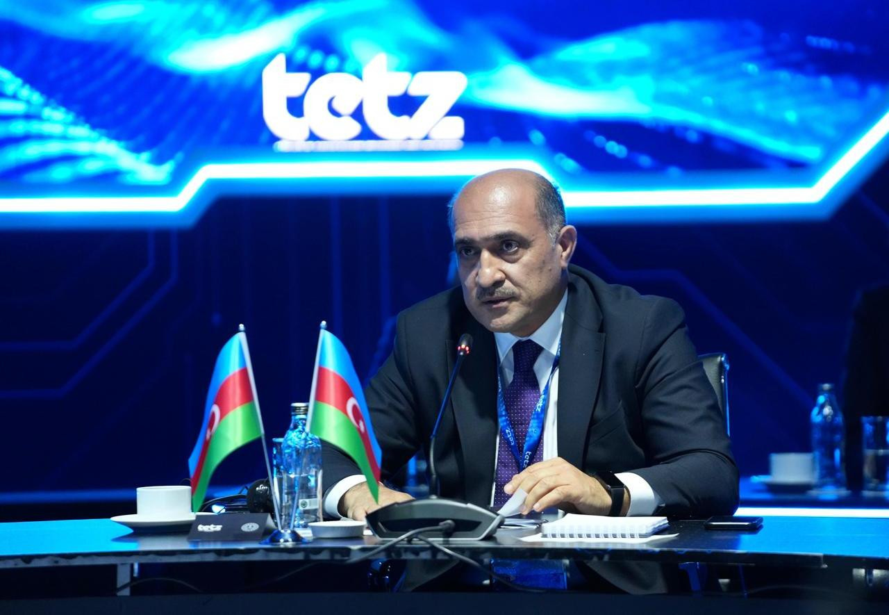 Nazir müavini Türkiyə Təhsil Texnologiyaları Zirvəsi və Sərgisində - FOTOLAR
