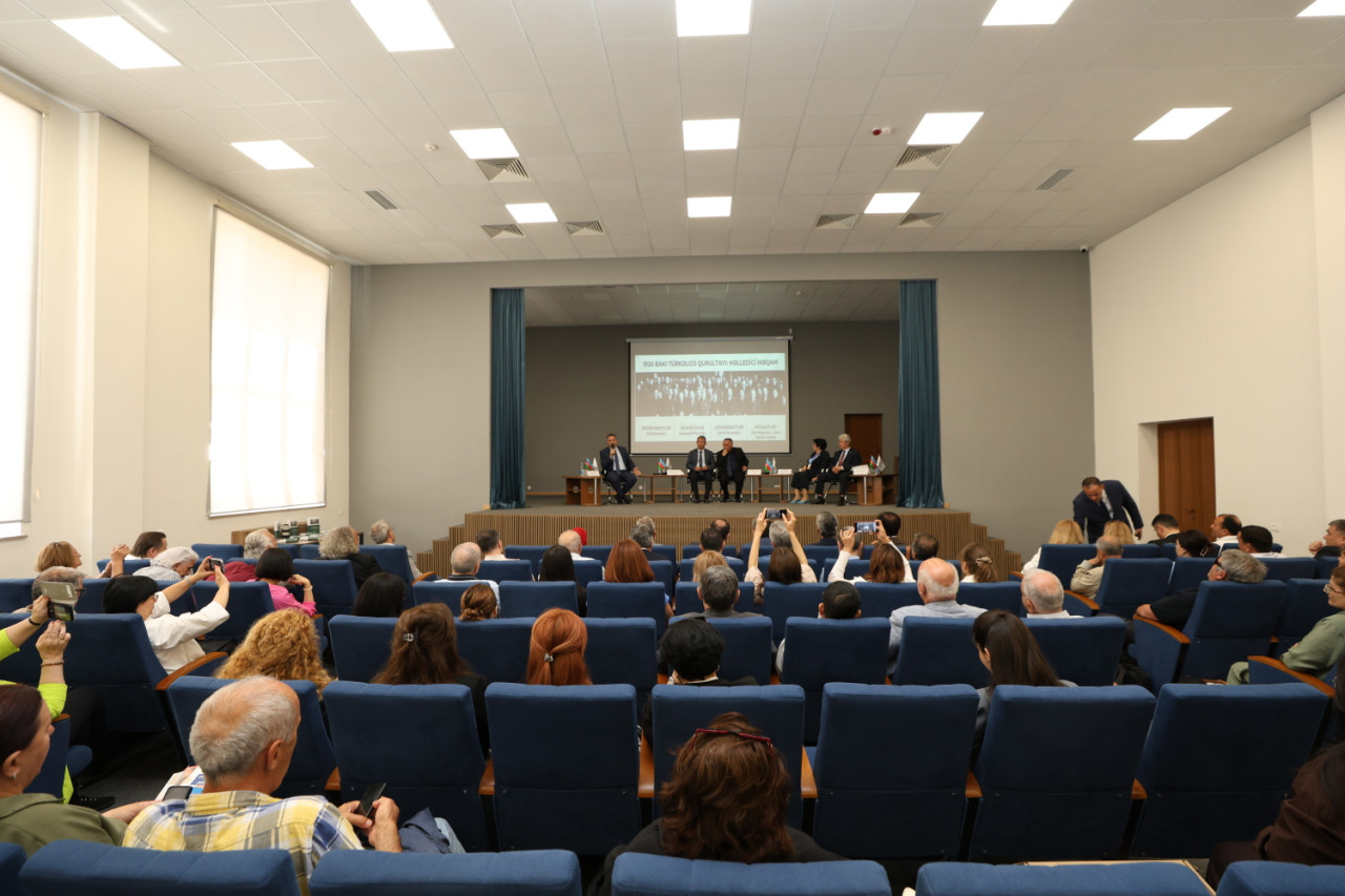 Qarabağ Universitetində konfrans keçirildi - FOTOLAR
