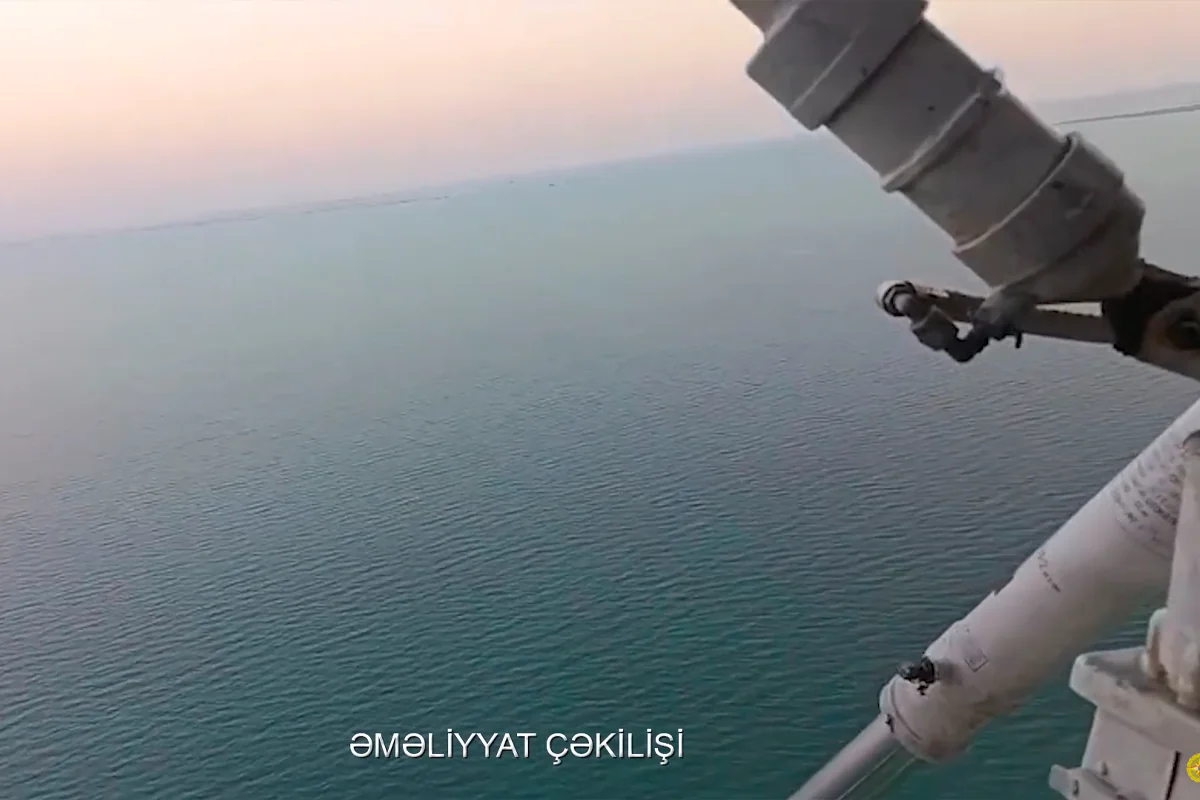 Dənizdə batan qızın axtarışlarına helikopter cəlb olundu - VİDEO