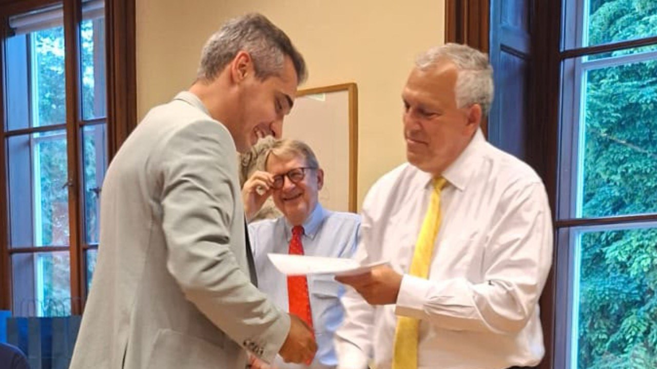 Azərbaycanlı həkim beynəlxalq seminarda birinci oldu -&nbsp;FOTO