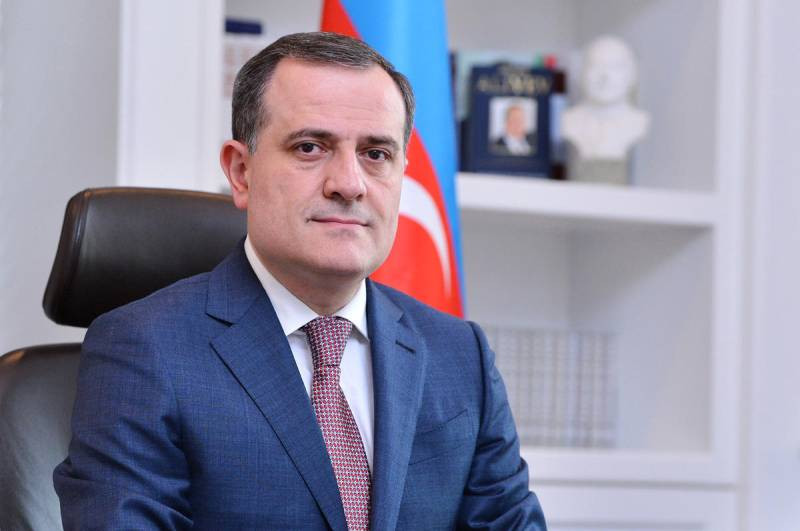 Ceyhun Bayramov Moskvaya gedəcək