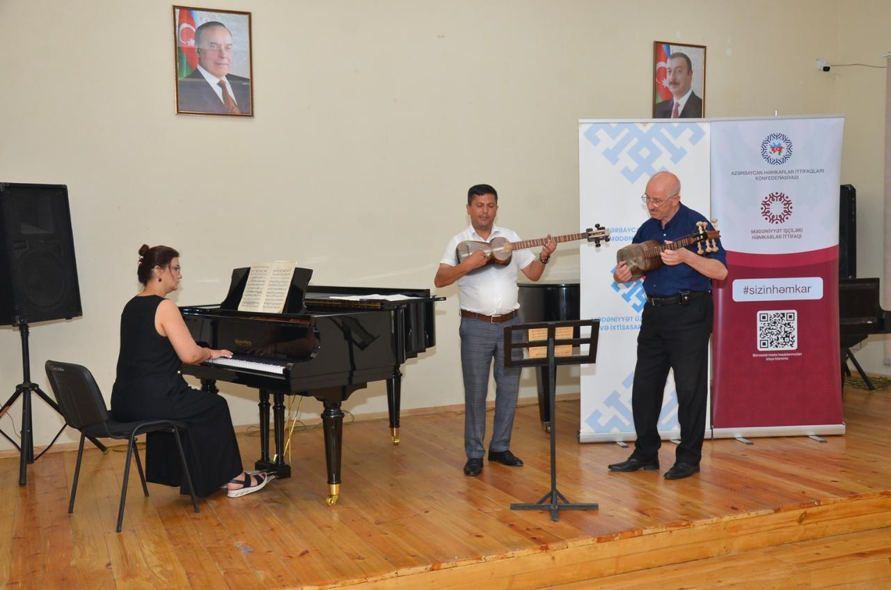 İnkişafyönümlü təlimlər  davam edir - FOTOLAR