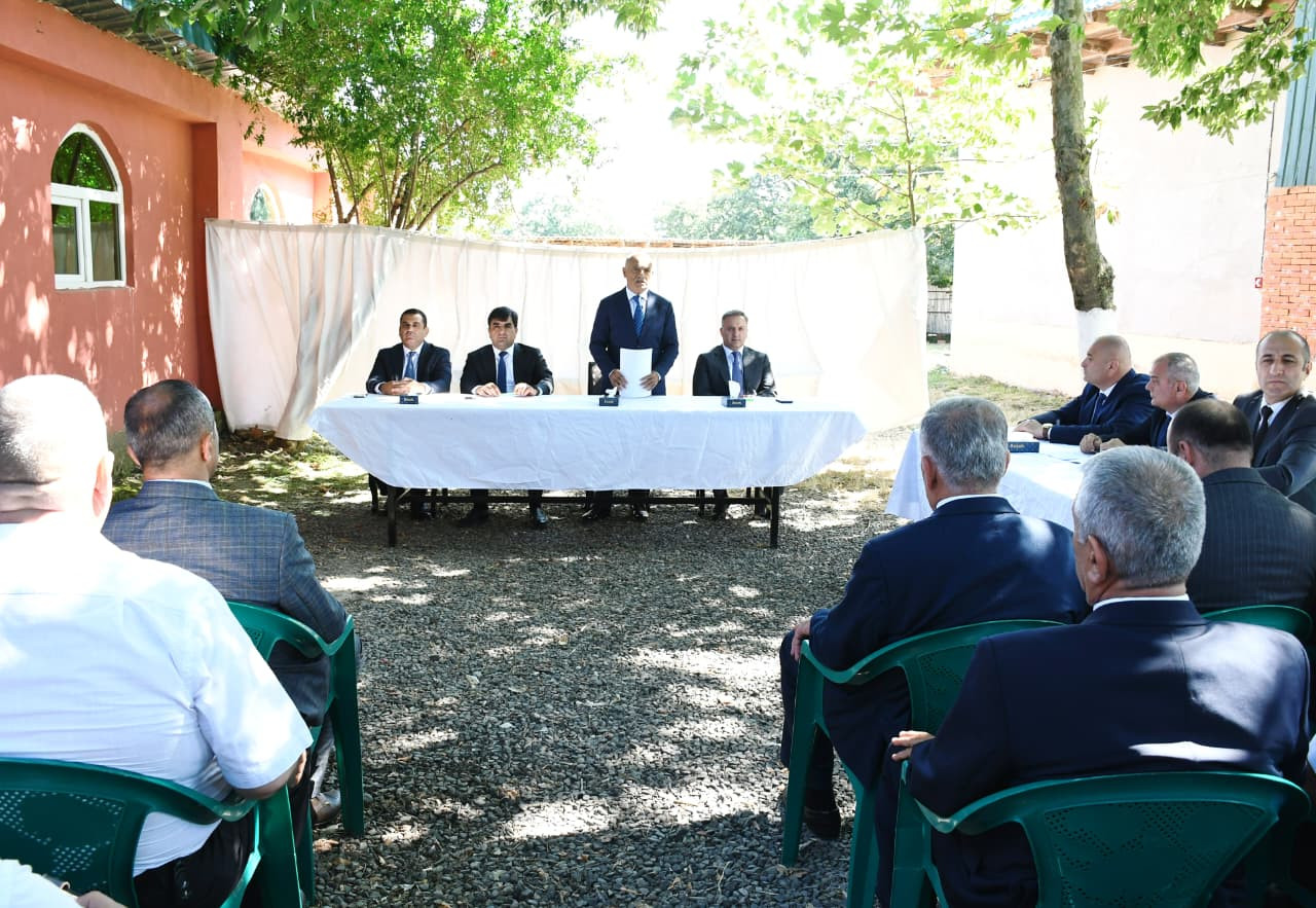 Araz Əhmədov səyyar qəbul keçirdi - FOTOLAR