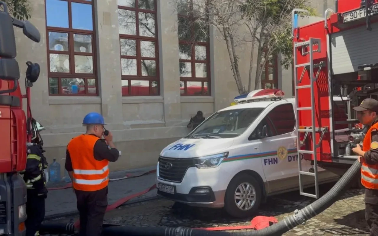 Bakıdakı yanğında 6 nəfər tüstüdən zəhərləndi