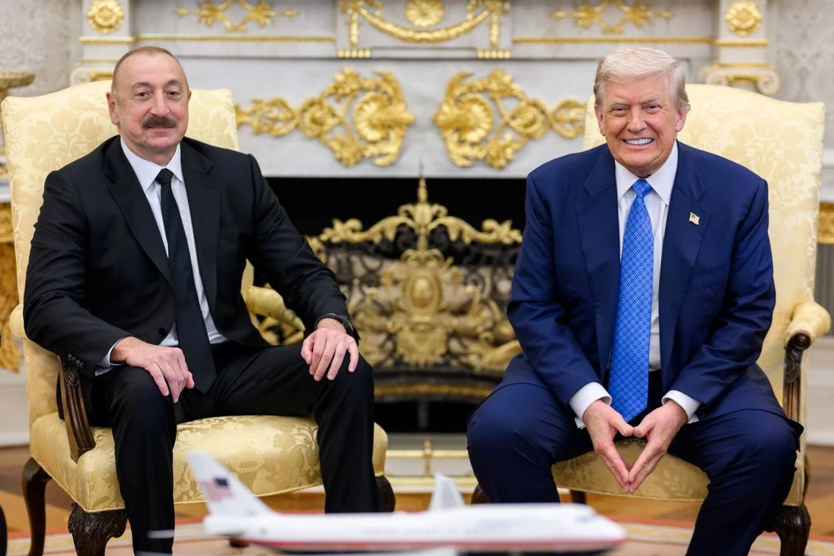 Zəng Trampın təşəbbüsü ilə baş tutub - 40 dəqiqədən çox çəkib