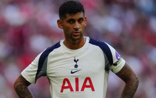 \"Arsenal\" \"Tottenhem\"in kapitanına göz dikdi