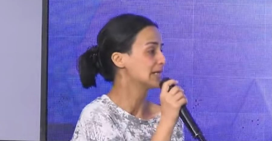 Azərbaycanda ŞOK İDDİA: Ananın əlindən uşağı zorla oğurladılar - VİDEO