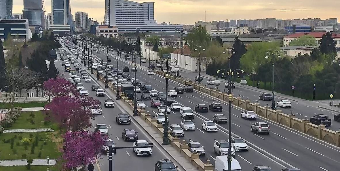 Hazırda 18 yolda tıxac var - SİYAHI