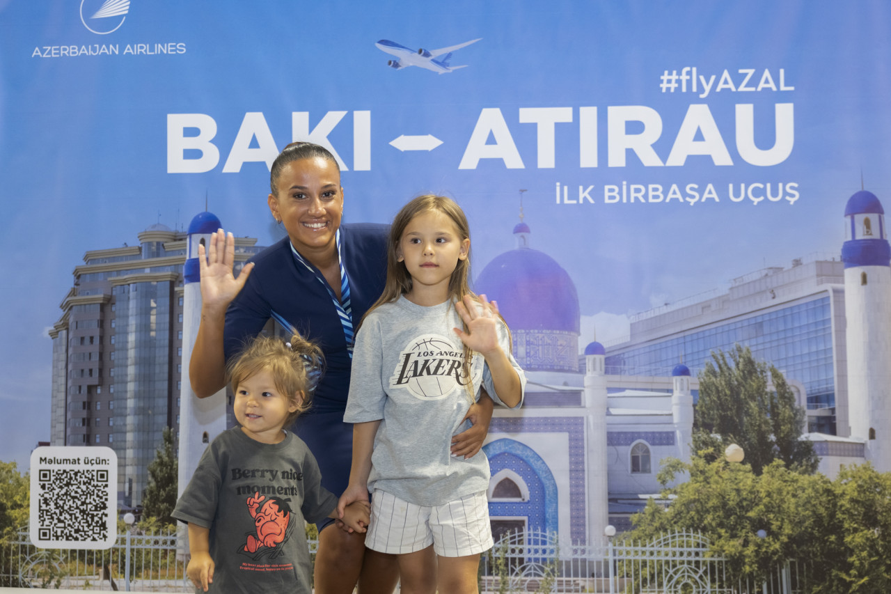 AZAL Atırauya ilk reysini həyata keçirdi