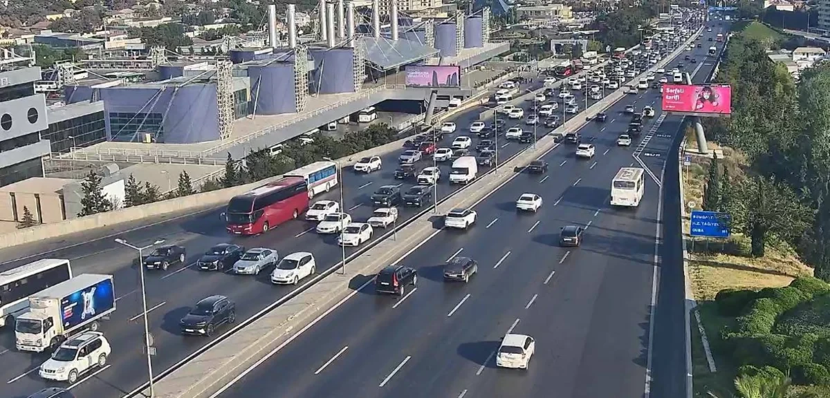 Paytaxtın bəzi küçələrində TIXAC var