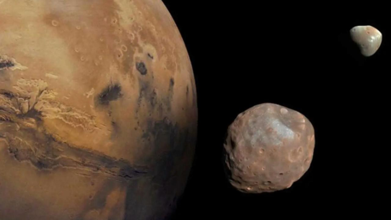 Marsın peyki Deimosun sirri açıldı - Nəhəng asteroid toqquşması hər şeyi dəyişdi