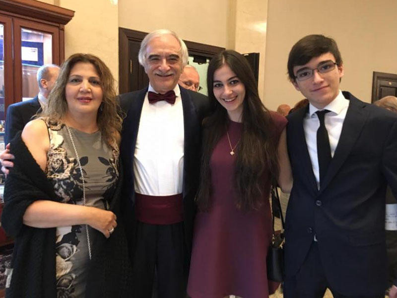 Polad Bülbüloğlunun ikinci həyat yoldaşı danışdı - \"Onun ətrafında həmişə qadınlar olub\"