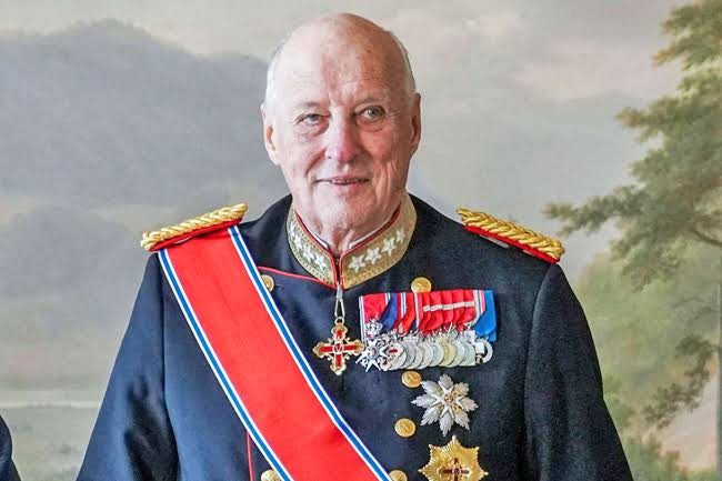 Norveç kralı V Harald vəfat etdi