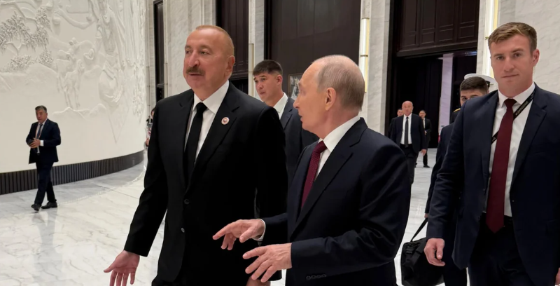 İlham Əliyev Putinlə söhbət etdi - VİDEO