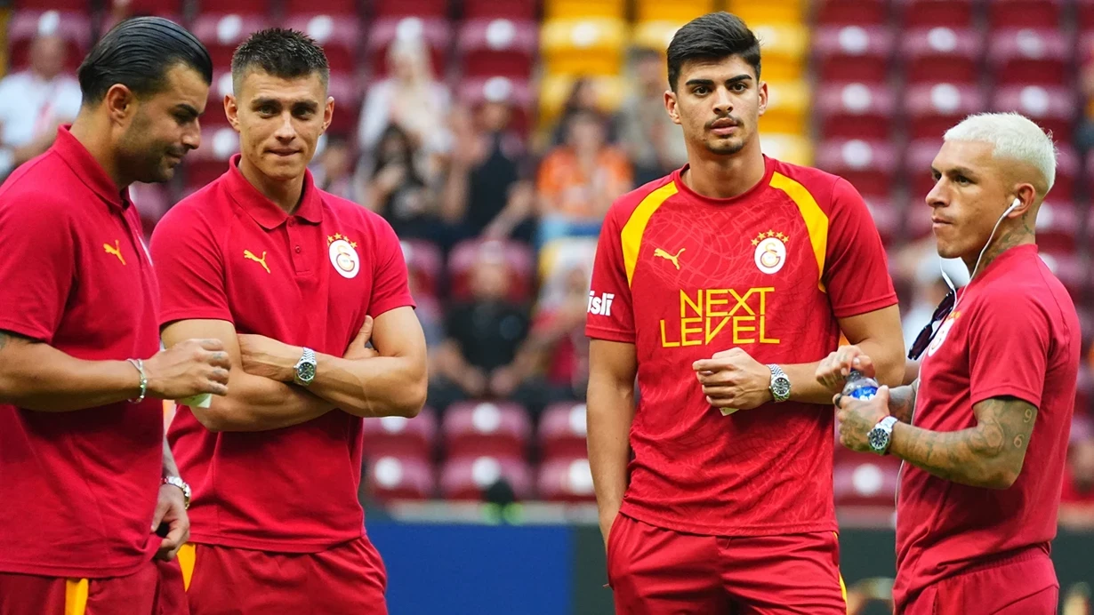 \"Qalatasaray\"da ayrılıq siqnalı - Okan Burukun qərarı gözlənilir