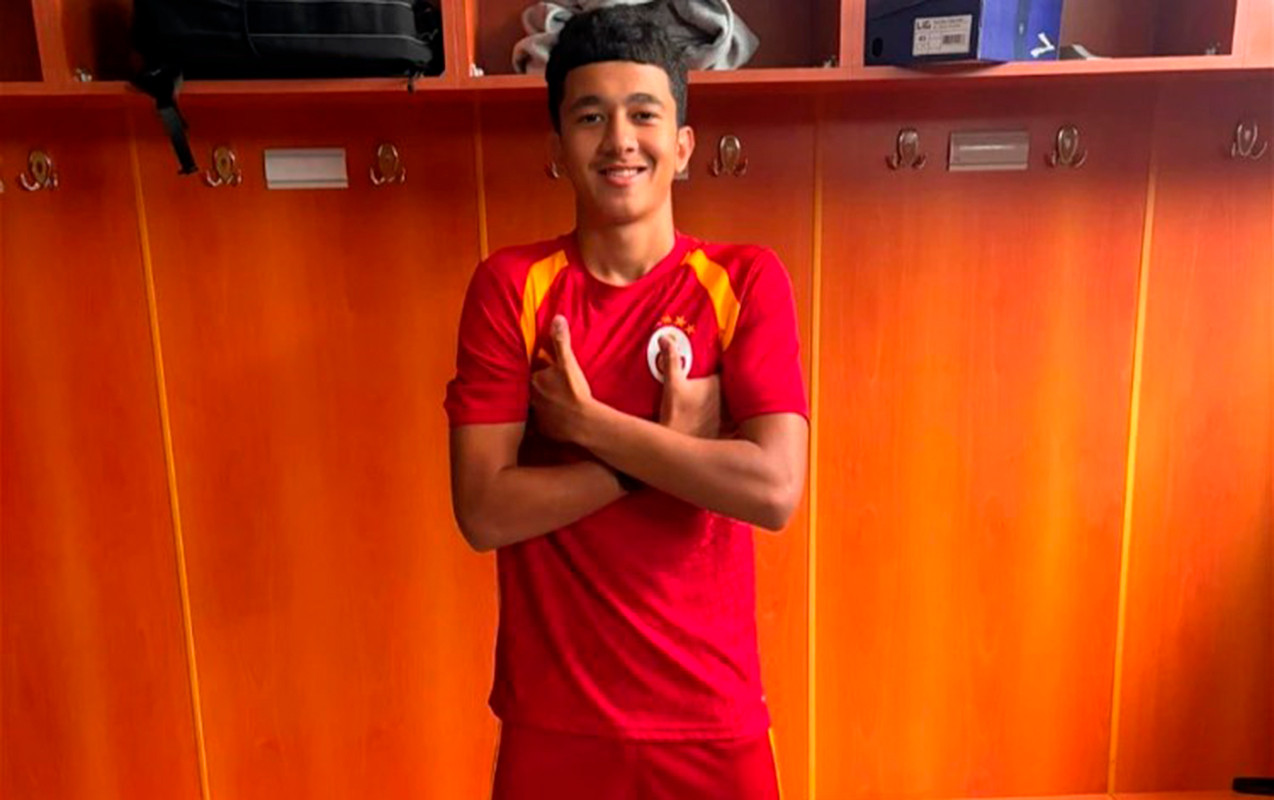Azərbaycanlı futbolçu “Qalatasaray”da&nbsp;