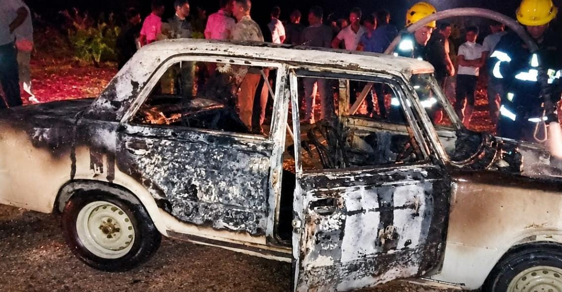 Cəlilabadda \"VAZ-2106\" markalı maşın yandı