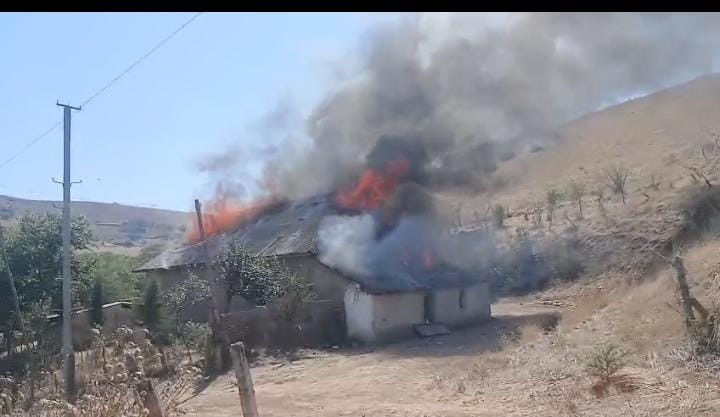 Cəlilabadda fərdi yaşayış evi yandı