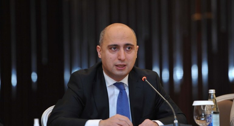 Nazir Elşad Abdullayevi vəzifəsindən azad etdi - FOTO 
