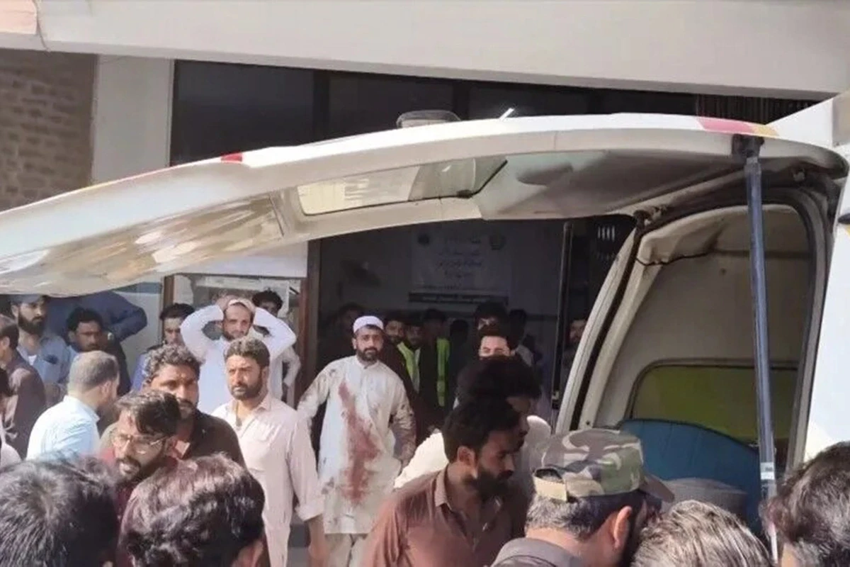 Pakistanın Kohat şəhərində terror - Ölənlərin sayı 31-ə çatdı